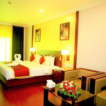 Seashore Residency Kodungallur Exterior photo